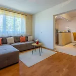 House Forest Paradise