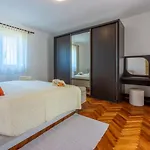 House Forest Paradise Vakantiehuis Barban