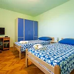 Vakantiehuis House Forest Paradise *