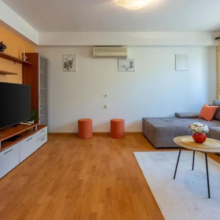 House Forest Paradise *