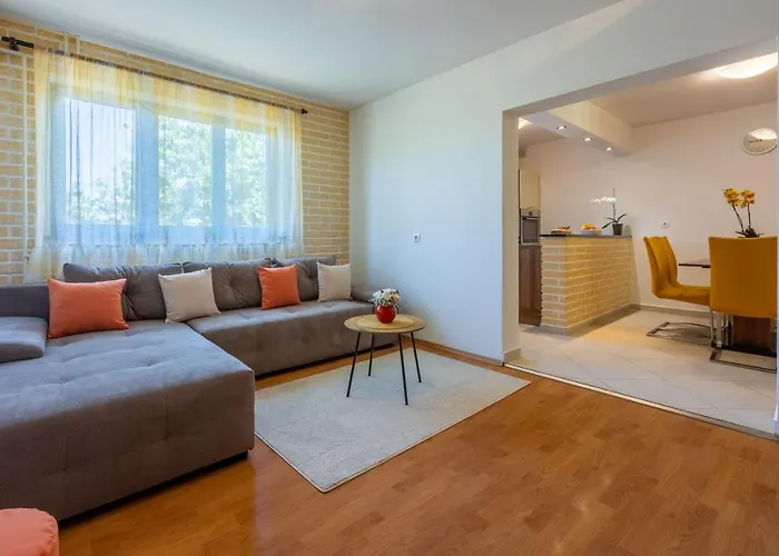 House Forest Paradise