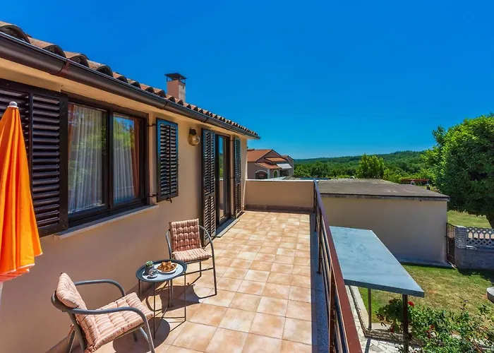 House Forest Paradise Σπίτι διακοπών *