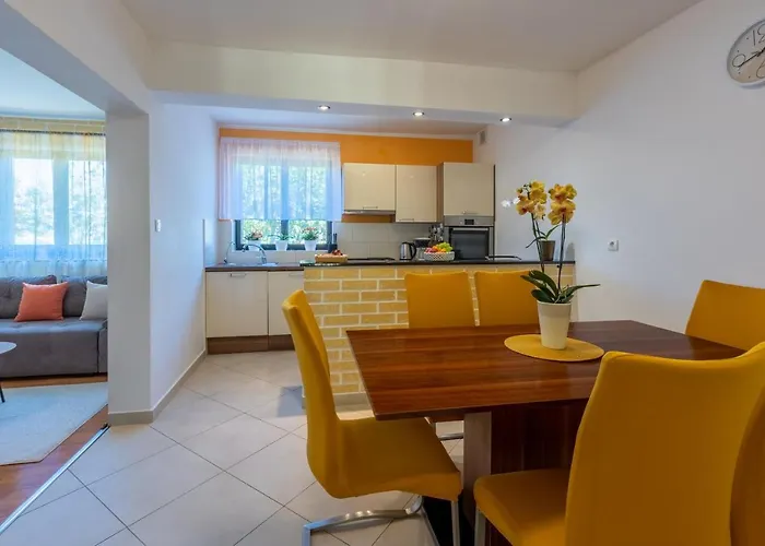 House Forest Paradise * Barban