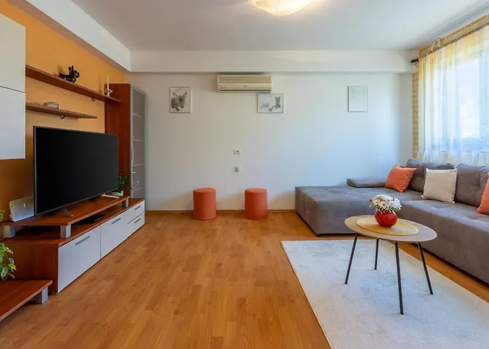 House Forest Paradise *