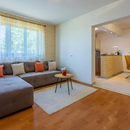 House Forest Paradise