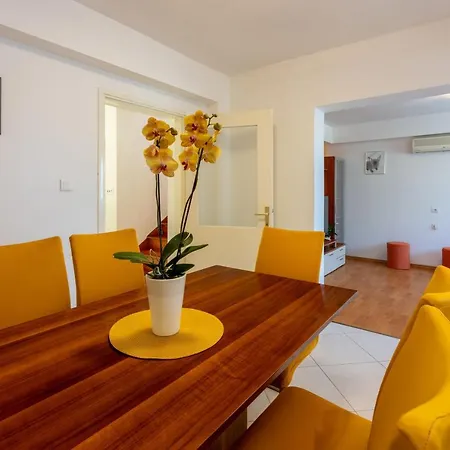 Holiday home House Forest Paradise