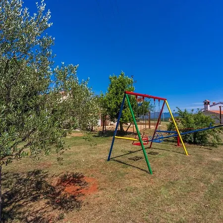 Holiday home House Forest Paradise *
